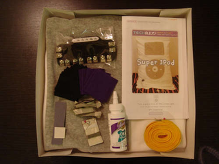Illustration for article titled Super iPod Pillow is Plusher than Plush, Plays MP3s